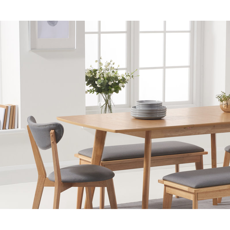 Mikado Living Lowville Extendable Lowville Extendable Dining Set with 4